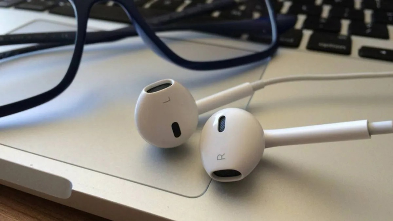 Cách vệ sinh EarPods